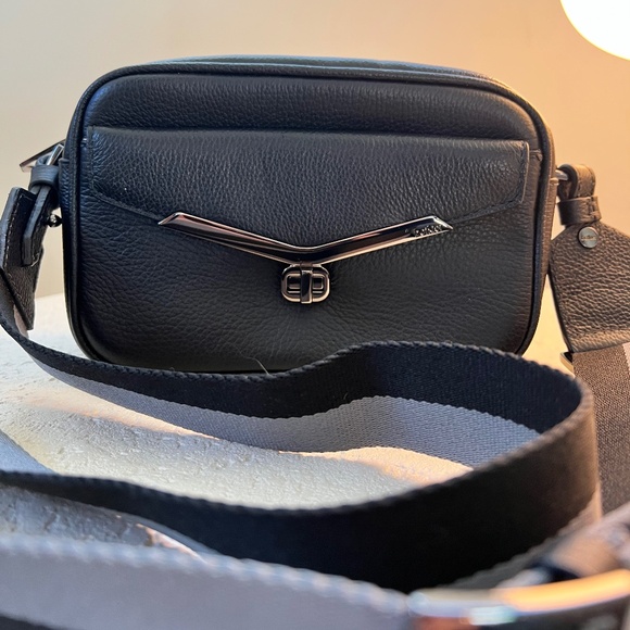 Botkier Small Leather Camera Bag - Picture 1 of 8